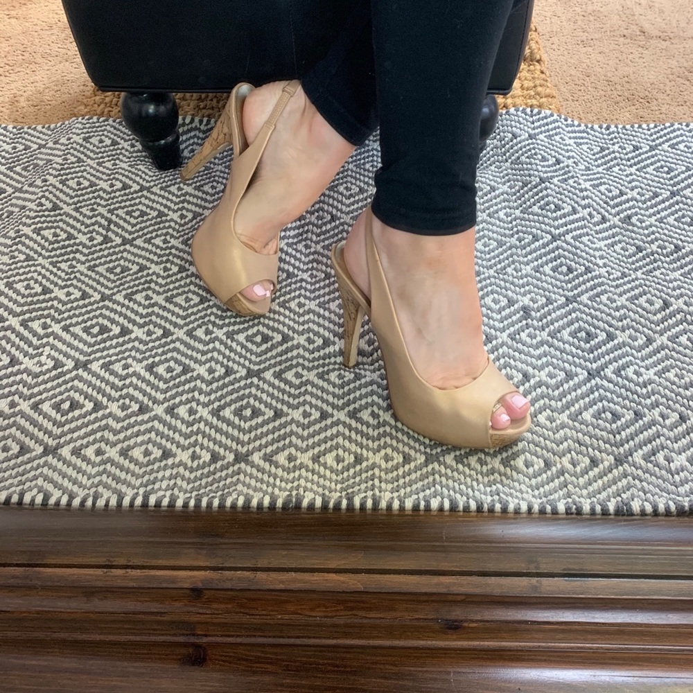 Jessica Simpson sling back heels